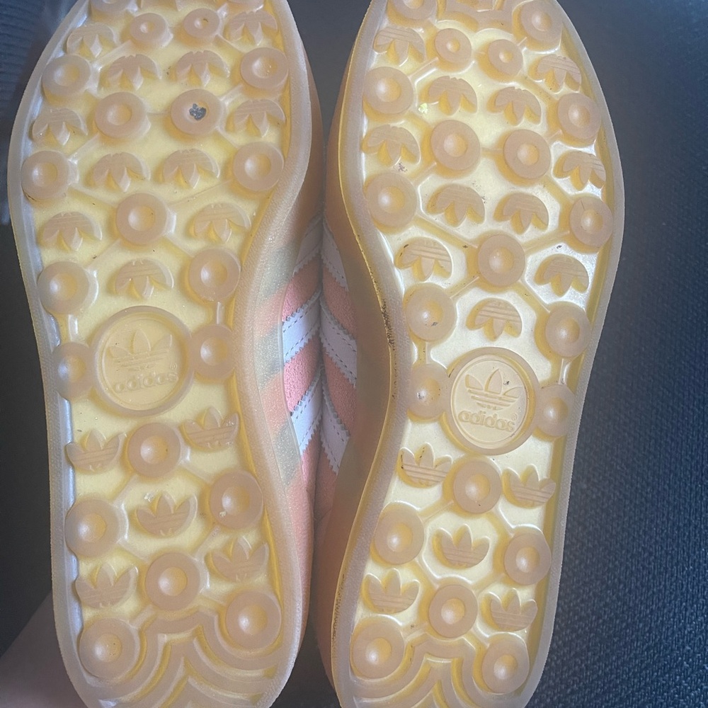 Adidas Womens Gazelle Sneakers